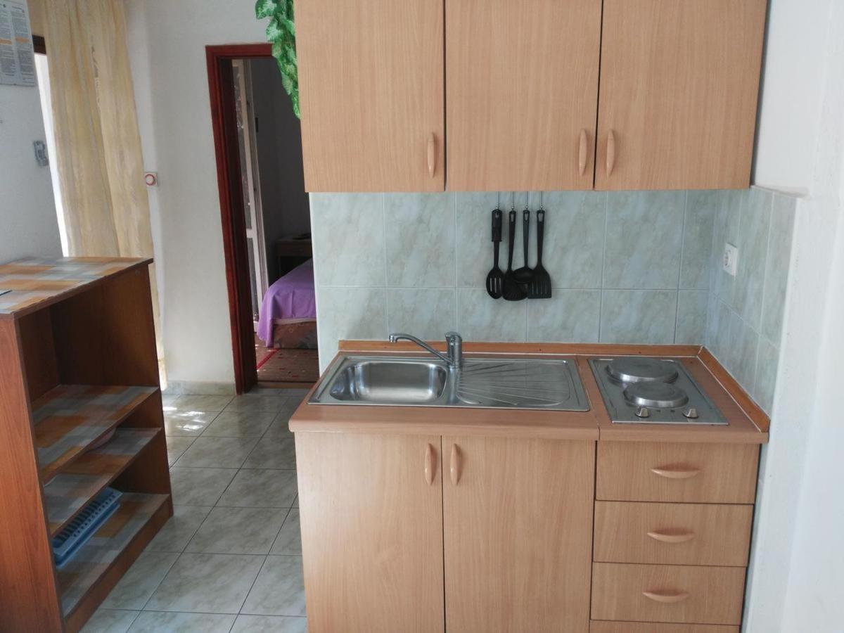 Apartmani Karuza Novalja Exterior foto